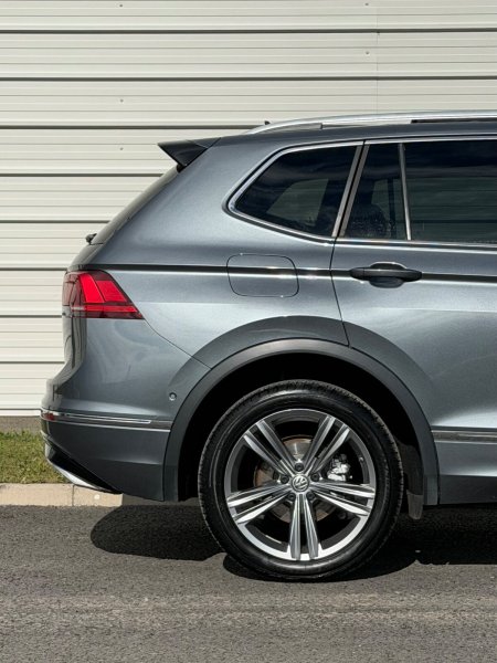 2021 Volkswagen Tiguan - photo 12