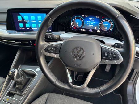 2024 Volkswagen Golf - photo 24