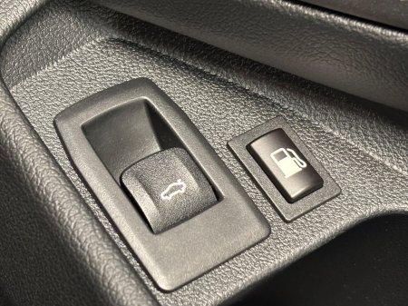 2022 BMW 3-Series - photo 22