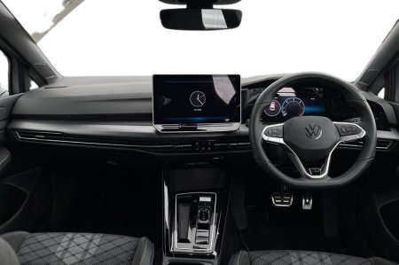 2026 Volkswagen Golf - photo 10