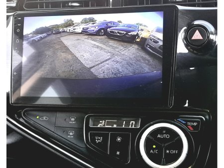 2018 Toyota Aqua - photo 15