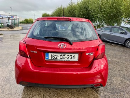 2016 Toyota Yaris - photo 11