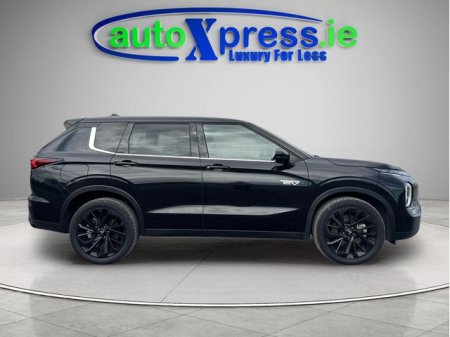 2023 Mitsubishi Outlander - photo 7