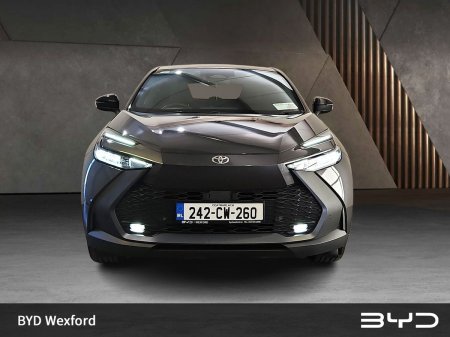 2024 Toyota C-HR - photo 2