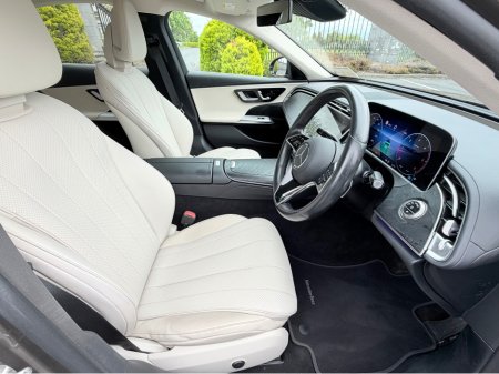 2025 Mercedes-Benz E-Class - photo 10