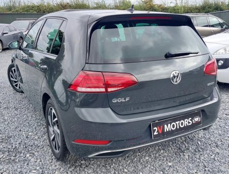 2020 Volkswagen Golf - photo 4