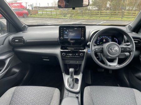 2022 Toyota Yaris Cross - photo 9