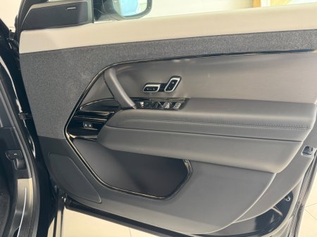 2026 Land Rover Range Rover Sport - photo 9