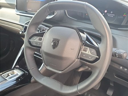2025 Peugeot 208 - photo 13