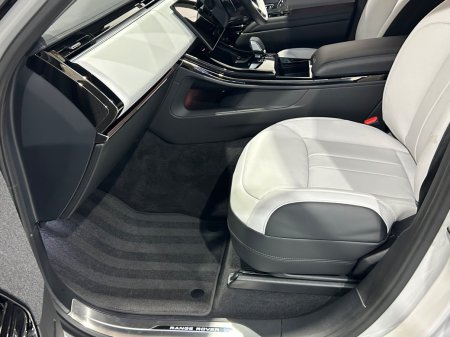 2026 Land Rover Range Rover Sport - photo 18