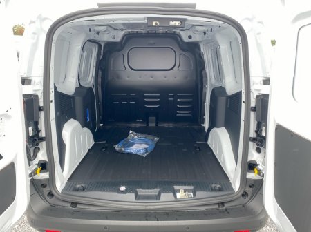 2026 Ford Transit Courier - photo 23