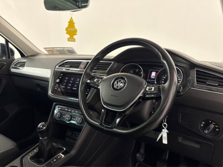 2018 Volkswagen Tiguan - photo 27