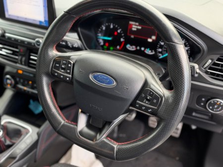 2019 Ford Focus - photo 9