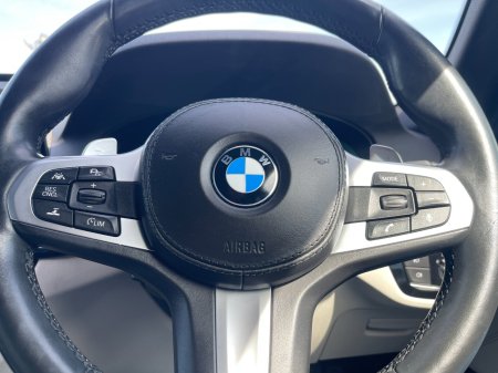 2019 BMW 5-Series - photo 14