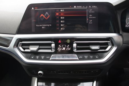 2021 BMW 3-Series - photo 13