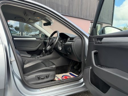 2020 Skoda Superb - photo 15