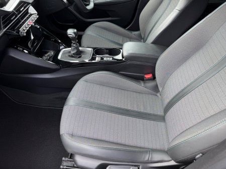 2023 Peugeot 2008 - photo 9