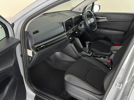 2025 Kia Sportage - photo 19