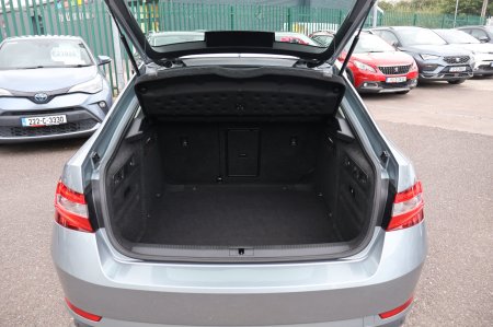 2021 Skoda Superb - photo 26