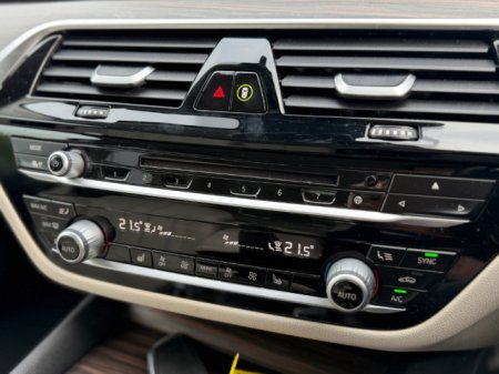 2018 BMW 5-Series - photo 19