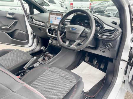 2022 Ford Fiesta - photo 6