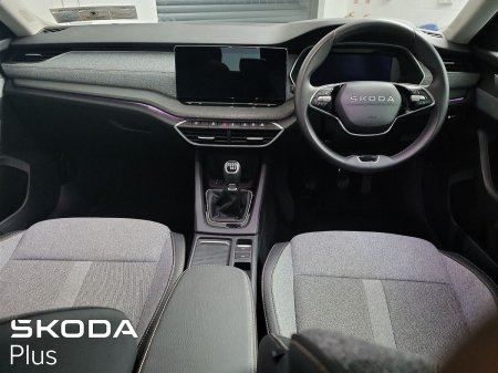 2025 Skoda Octavia - photo 2