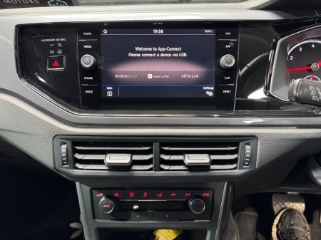 2018 Volkswagen Polo - photo 18