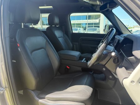 2023 Land Rover Defender - photo 11