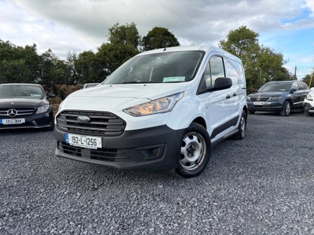 2019 Ford Transit - photo 2