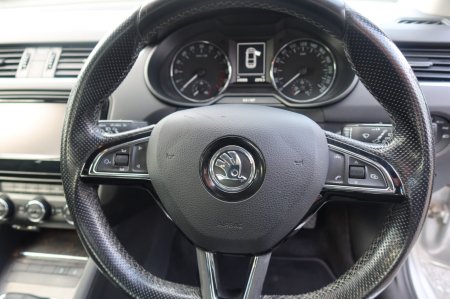 2016 Skoda Octavia - photo 16