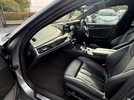 2017 BMW 5-Series - photo 15