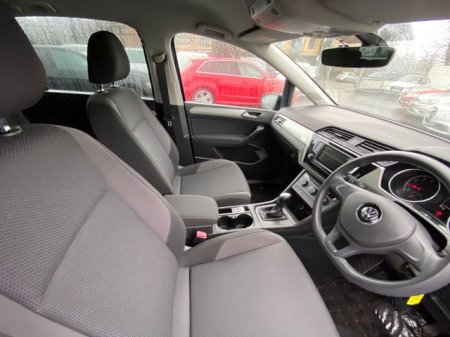 2016 Volkswagen Touran - photo 14