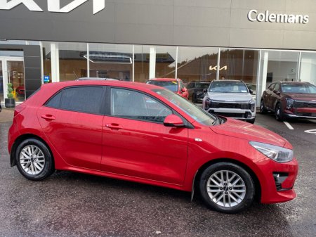 2023 Kia Rio - photo 2