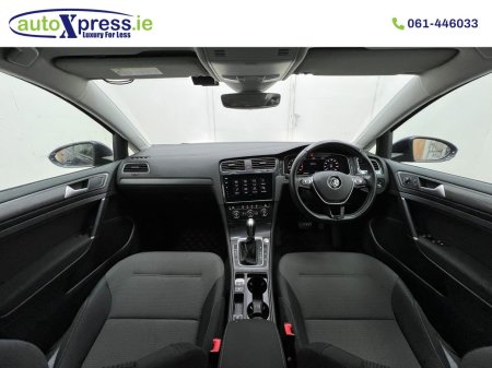 2018 Volkswagen Golf - photo 2