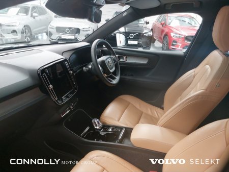 2022 Volvo XC40 - photo 5