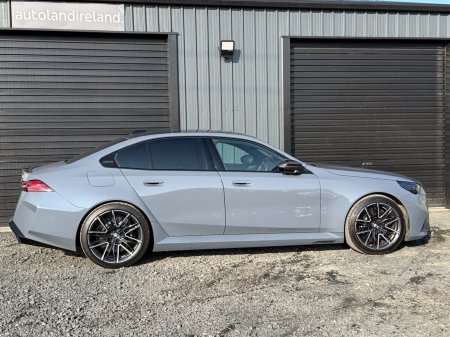 2024 BMW M5 - photo 9