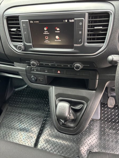 2023 Opel Vivaro - photo 26