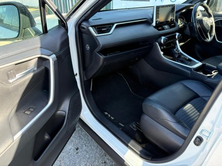 2020 Toyota RAV4 - photo 16