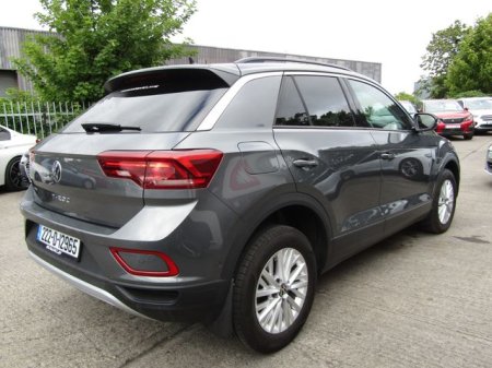 2022 Volkswagen T-Roc - photo 8