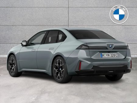 2026 BMW i3 - photo 2