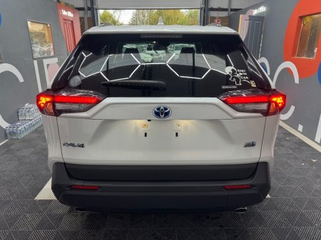 2023 Toyota RAV4 - photo 4