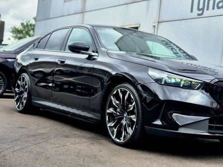 2025 BMW i5 - photo 8