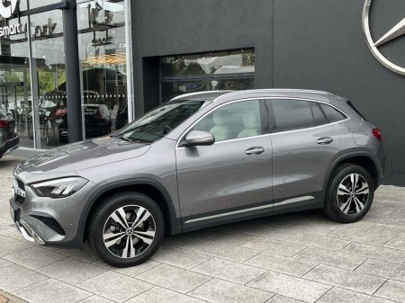 2025 Mercedes-Benz GLA - photo 32