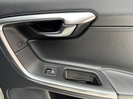 2016 Volvo V60 - photo 27