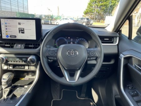 2024 Toyota RAV4 - photo 9