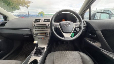 2010 Toyota Avensis - photo 10