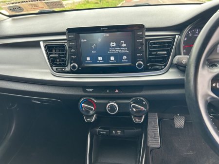 2018 Kia Rio - photo 17