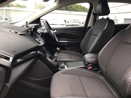 2019 Ford Kuga - photo 2