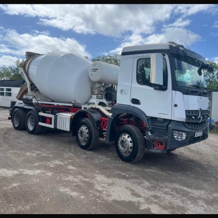 2023 Mercedes Arocs