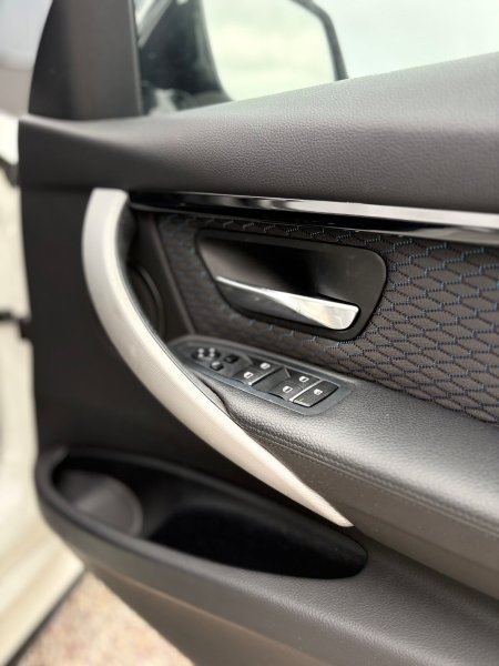 2017 BMW 3-Series - photo 7